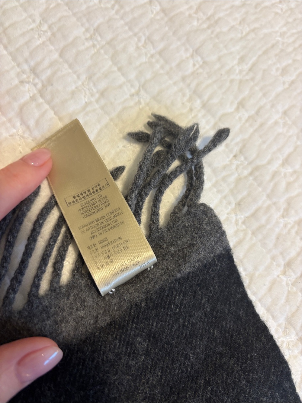 Burberry Black & Gray double sided fringe wool scarf - Picture 5 of 5